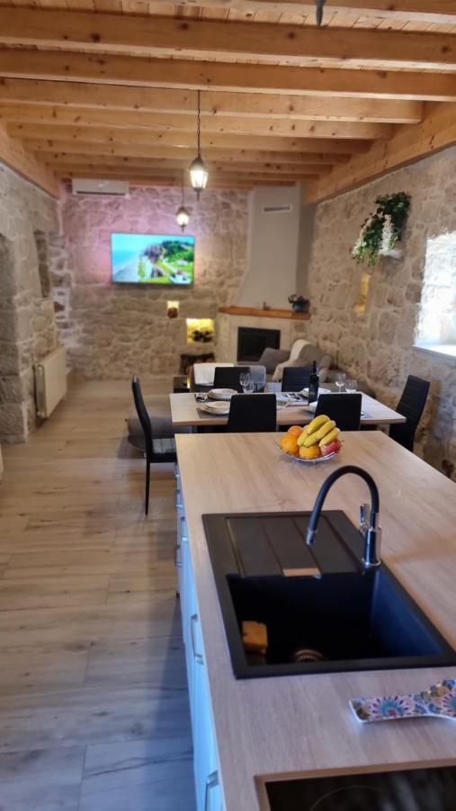 Aga Villa Zagvozd Exteriör bild