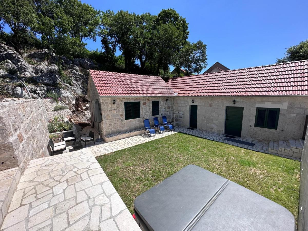 Aga Villa Zagvozd Exteriör bild