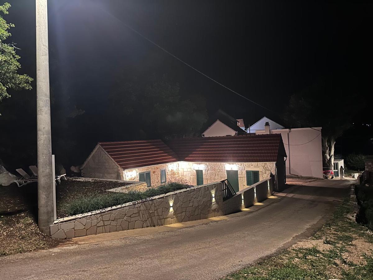 Aga Villa Zagvozd Exteriör bild